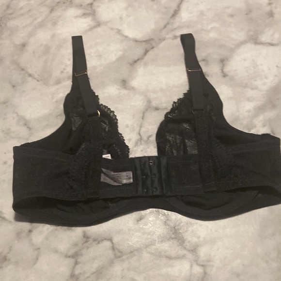 Auden - Picture 8 of 16